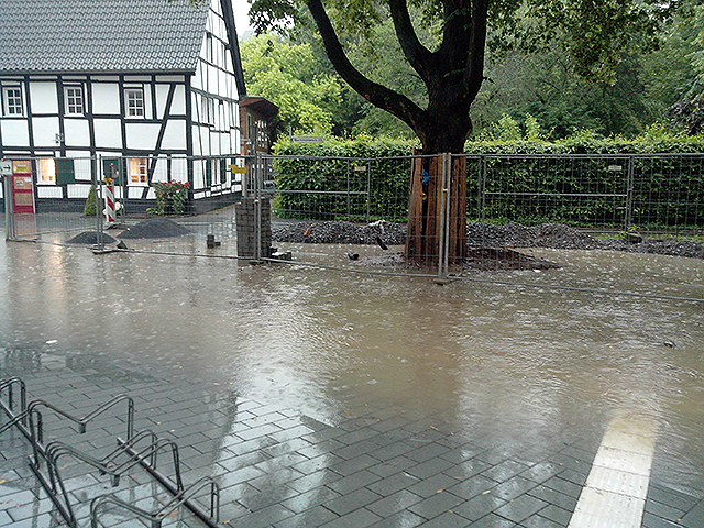 Hochwassergefahren entlang der Strunde und des Frankenforstbaches