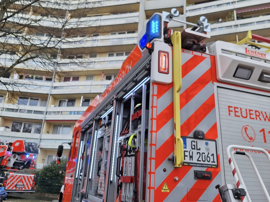 üchenbrand im Wohnpark Gronau - Feuerwehr setzt Löschmaßnahmen ein