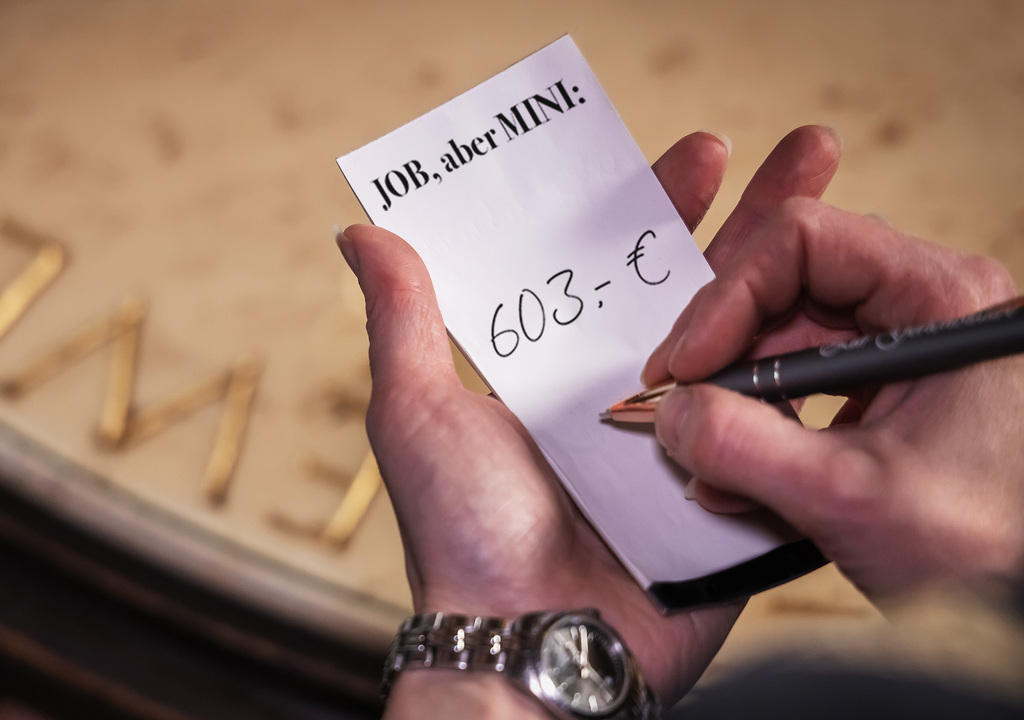 Mehr Geld für Mini-Jobber im Rheinisch-Bergischen Kreis 603-Euro im Gastro-Mini-Job(1)