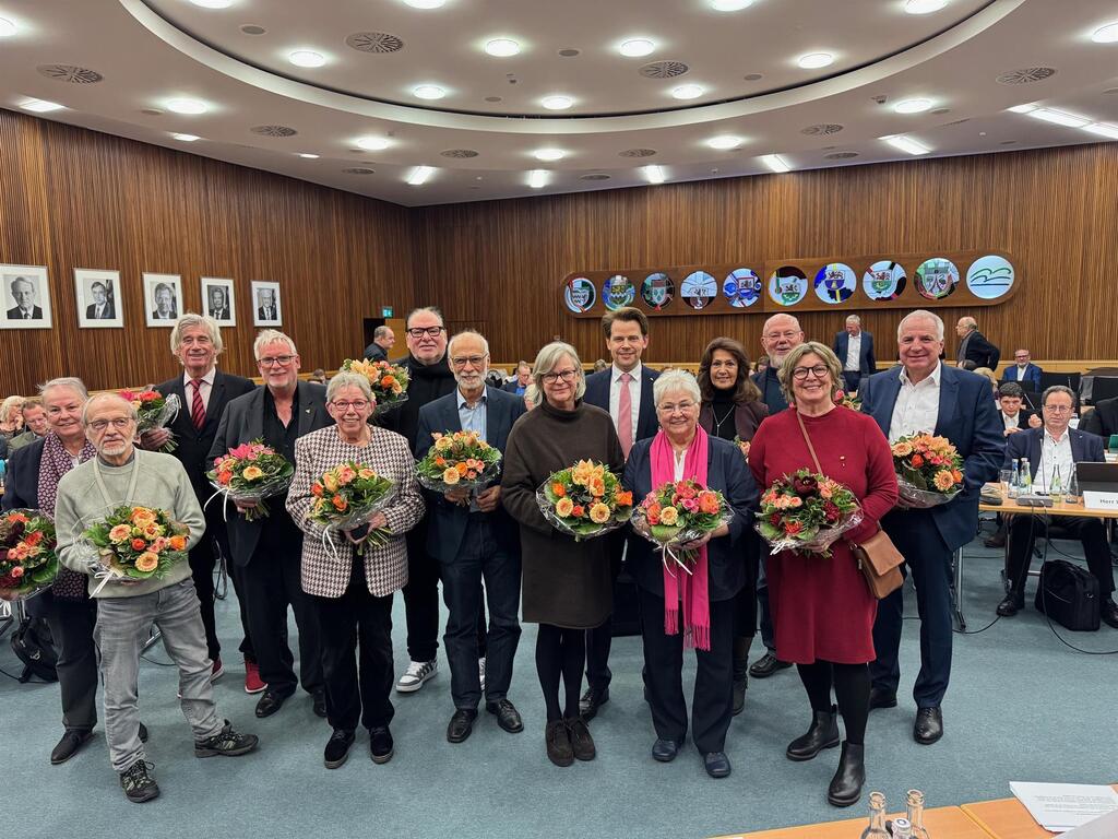 pm_220_ehrung_ehem_kt_mitglieder(1)